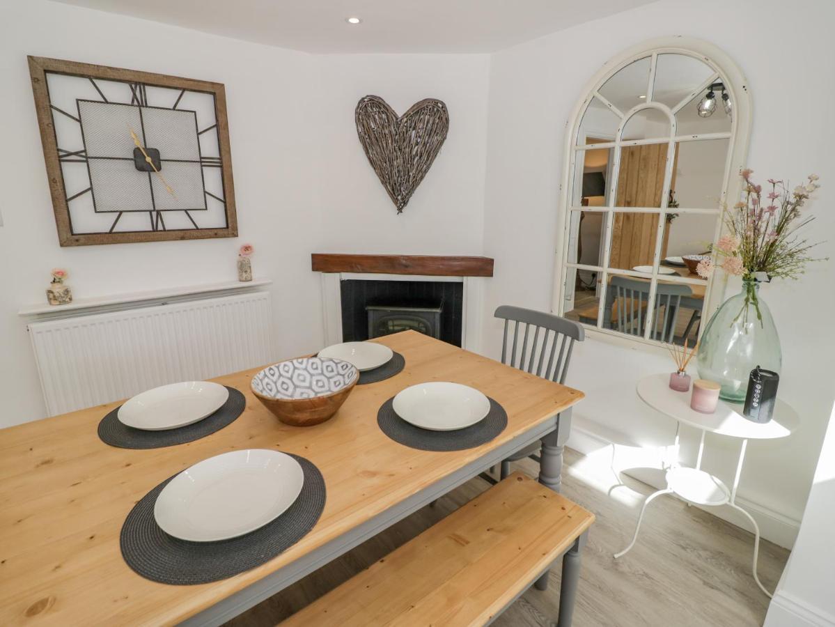 ברודוויי Blossom Cottage מראה חיצוני תמונה